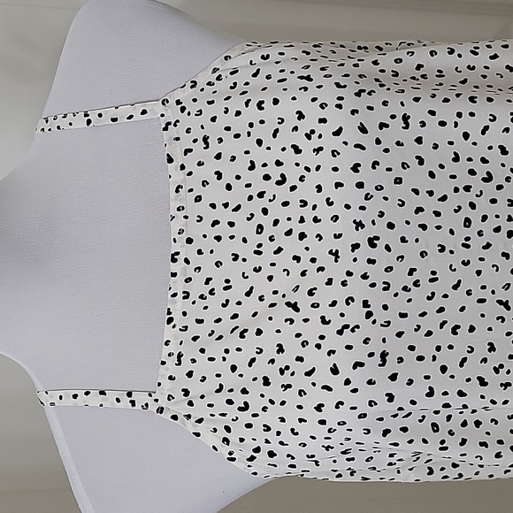 Old Navy Size M Lightweight Cheetah-Print Square Neck Cami, Gently Used Cond. - Picture 2 of 10